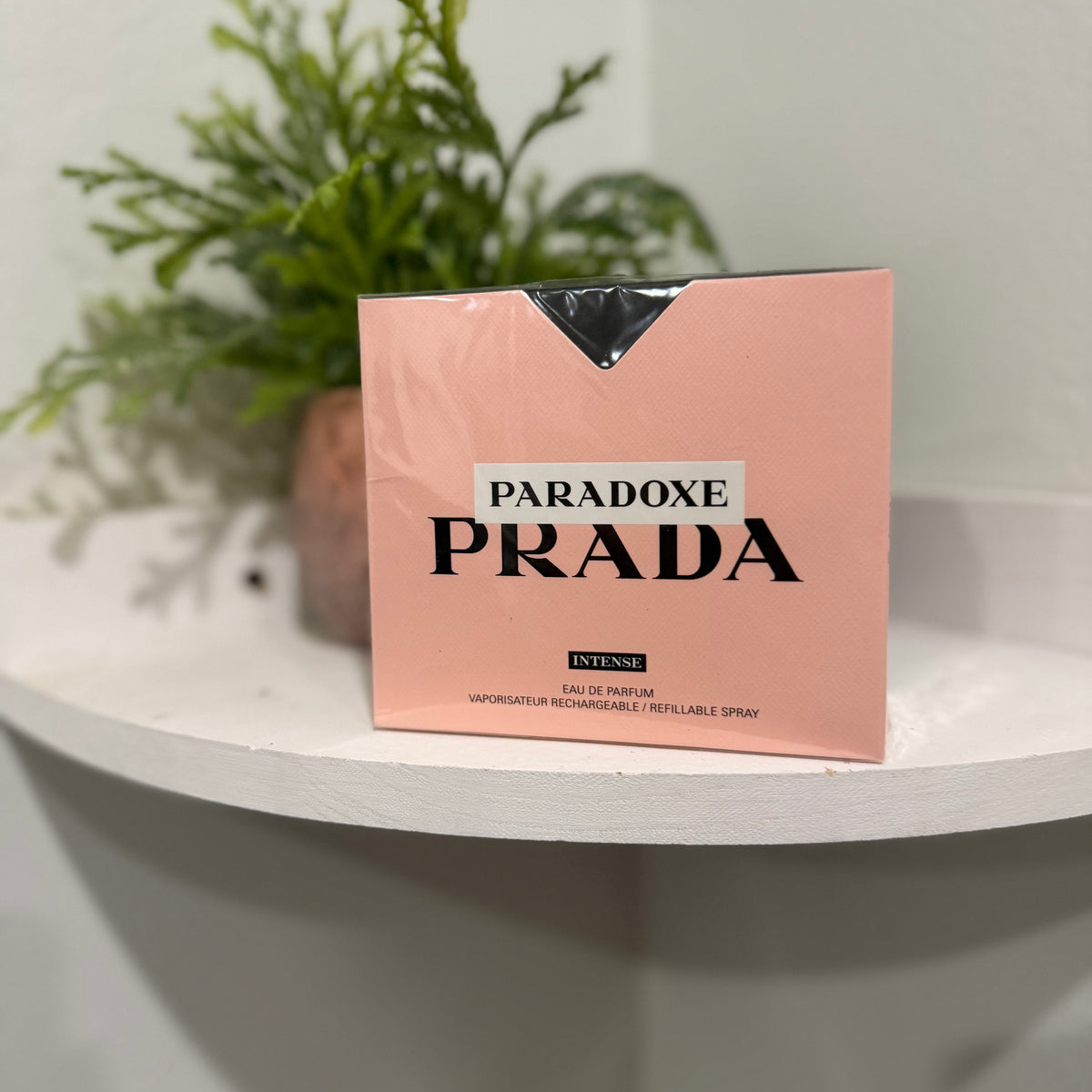 Prada Paradoxe